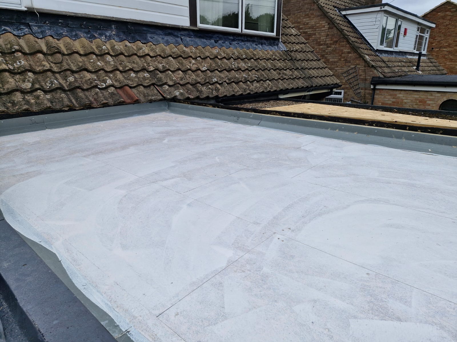 Where can I Find GRP Roofing Services in London?